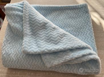 Copertina da lettino, azzurra e in pile