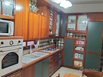 ARREDAMENTO COMPLETO 