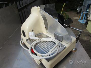 Affettatrice  vintage  QUIK MILL