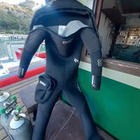 Muta Mares pro therm she dives