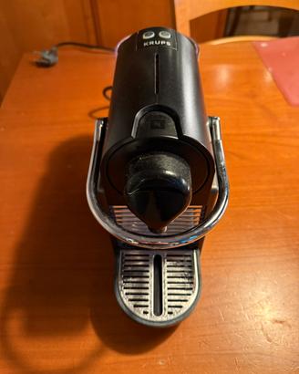 Krups Nespresso XN304TK Pixie perde acqua