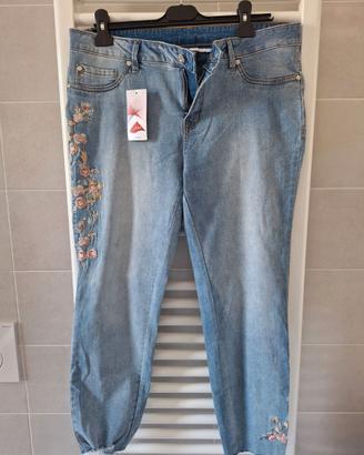 Jeans donna Bonprix, azzurro chiaro con fiori, IT