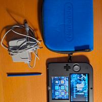 Nintendo 2DS + Pokemon Y + Custodia console