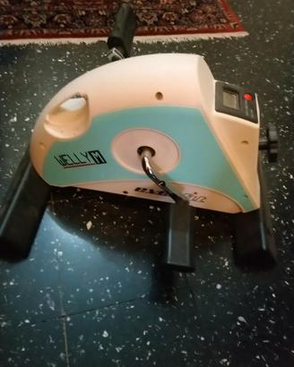 Mini cyclette per anziani
