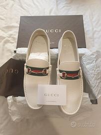 Mocasino gucci con morsetto e la fascia web