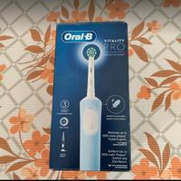 spazzolino oral b