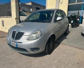Lancia Ypsilon 1.3 DIESEL 2010 160.000km