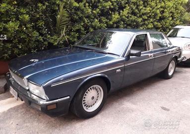 Ricambi per JAGUAR XJ40 4.0