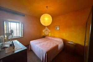 CASA SEMINDIPENDENTE A CAPANNORI