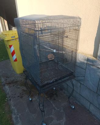 Gabbia in ferro battuto