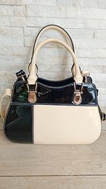 borsa laccata donna nera beige