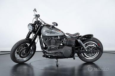 2005 HARLEY DAVIDSON DYNA SPORT HAR00046