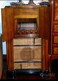 Mobile /radio artdeco’ anni ‘30 magnadyne