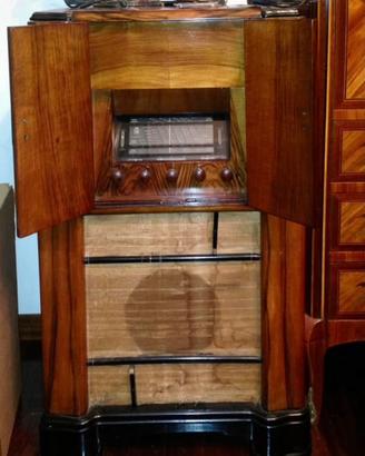 Mobile /radio artdeco’ anni ‘30 magnadyne