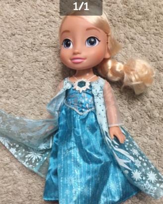 Bambola luci e suoni Elsa Frozen