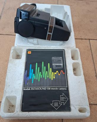 Kodak EKTASOUND 130 Movie Camera Super 8 - Vintage