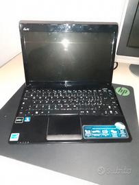 Asus eee PC 1215T 