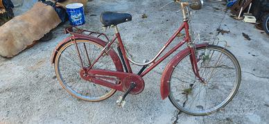 bici da donna modello vecchio 