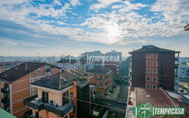 LUMINOSO TRE LOCALI, ULTIMO PIANO ZONA GIARDINO !