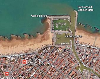 Cattolica 6+6 con giardino privato