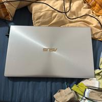 ASUS ZenBook 14 (con NumberPad) | 16GB RAM