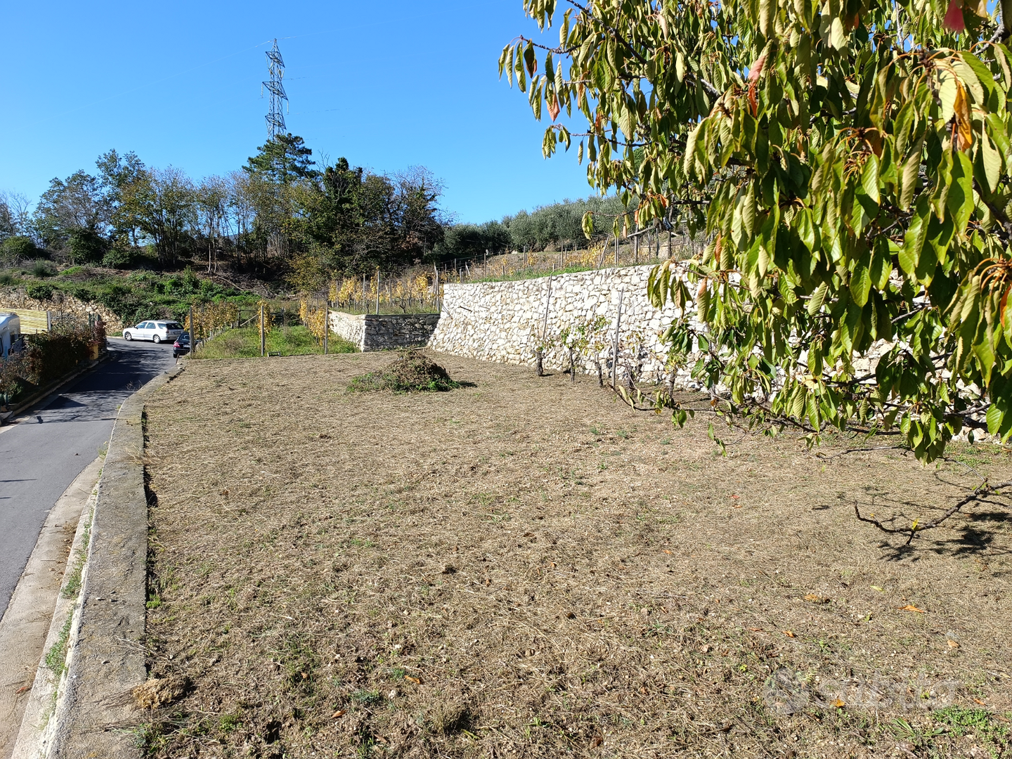 Terreno edificabile con progetto approvato - Vista 4