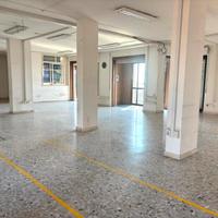 Zona marina- ufficio adatto a vari usi