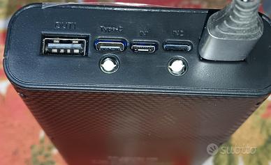 Power bank con doppia poss. d'uso. 2x20000mAh