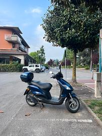 Piaggio fly125 09