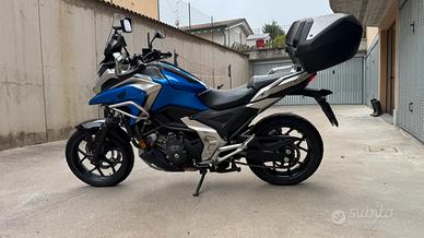 Honda NC750X 2021