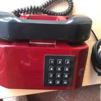 Telefono rosso e nero anno 80