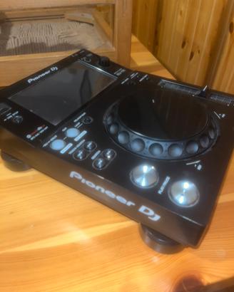 Cdj 700 con case