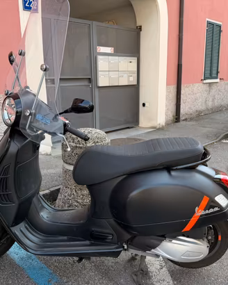Piaggio Vespa GTS 300 Super Sport 2023 Nero Opaco