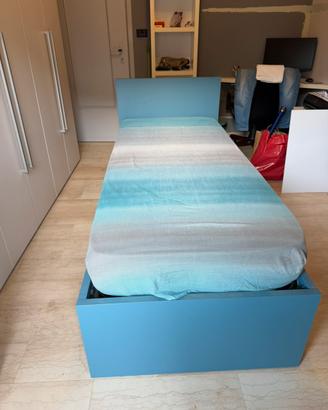 Letto ad una Piazza piu’ materasso, marca Tumidei
