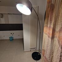 piantana luce da terra 