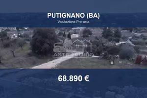 Immobile in asta di 2444 m² a Putignano
