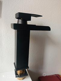 Rubinetto stile moderno