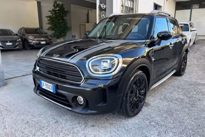 Mini Countryman COOPER D ( 80.000 KM )Pari al Nuov