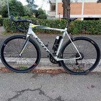 Bicicletta in carbonio VENDUTA