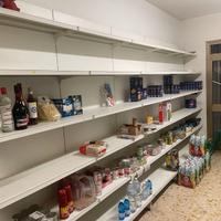 Scaffali componibili in metallo per negozio o box