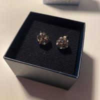 ORECCHINI IN BRONZO CON PIETRA SFACCETTATA NEUTRA