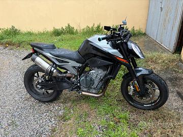 KTM duke