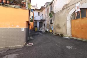 CASA SEMINDIPENDENTE A FISCIANO