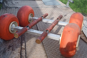 Moto d'acqua carrello da spiaggia