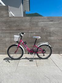 Bicicletta da bambina fuxia