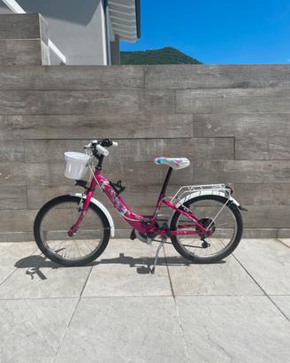 Bicicletta da bambina fuxia