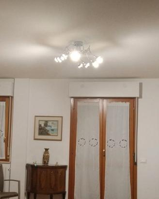 Lampadario a soffitto come NUOVO!