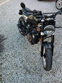 Husqvarna Svartpilen 401 - 2019