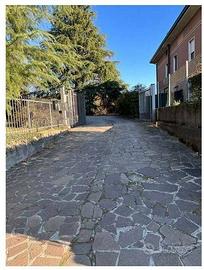 Immobile in asta di 449 m² con più di 5 locali e b