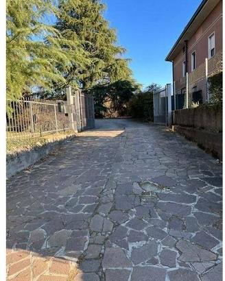 Immobile in asta di 449 m² con più di 5 locali e b